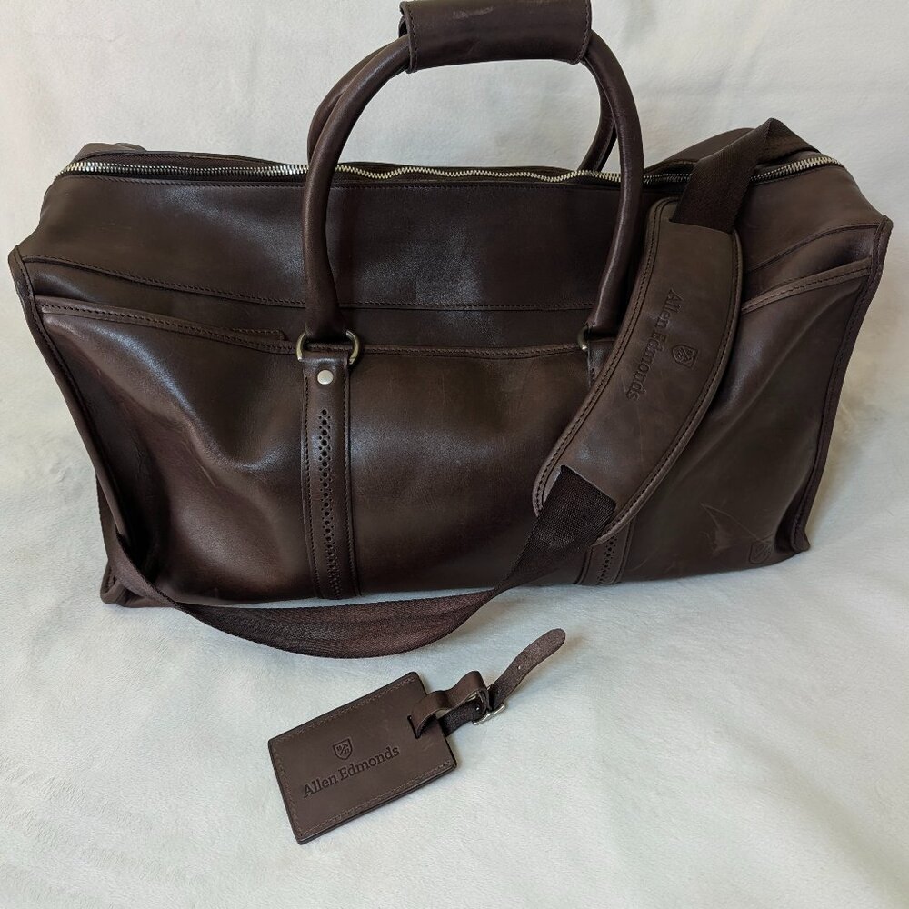 ALLEN EDMONDS LEATHER DUFFLE - WEEKENDER/TRAVEL - NEW, NEVER USED